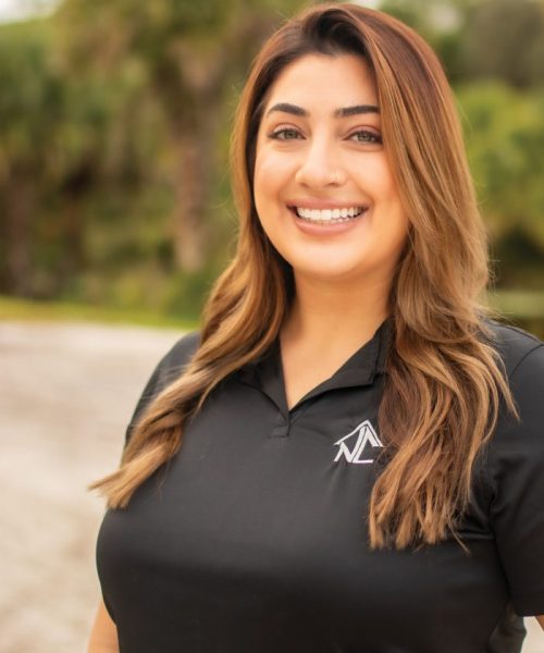 Danielle-Meet-the-Team-1-700x980